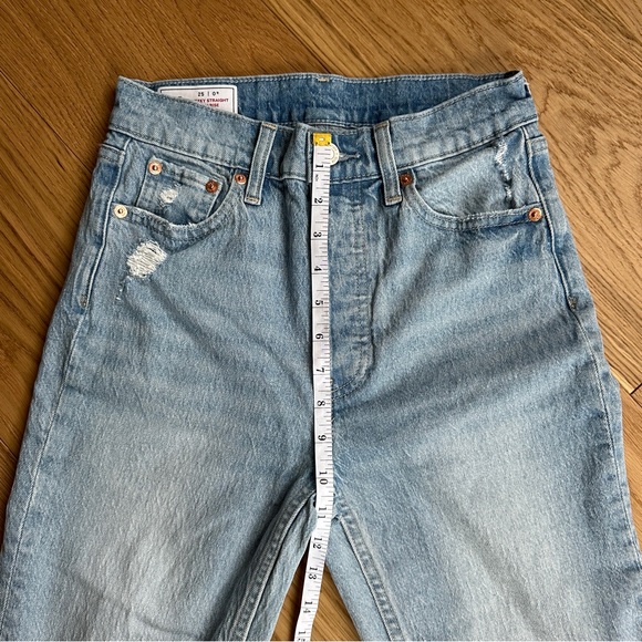 LIKE NEW GAP High Rise Cheeky Straight Jeans Size 25 / 0R - Picture 9 of 10